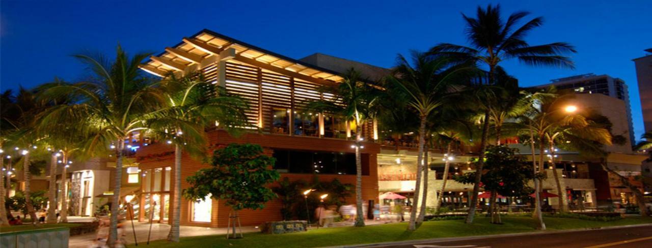 Heart Of Waikiki,1bdrm,free Parking, Wifi,no Fees,youtube,netflix ! Holiday home Honolulu