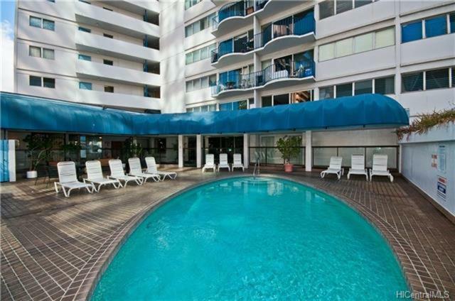 Waikiki 2br King Beds Short Walk To Convention And Beaches *