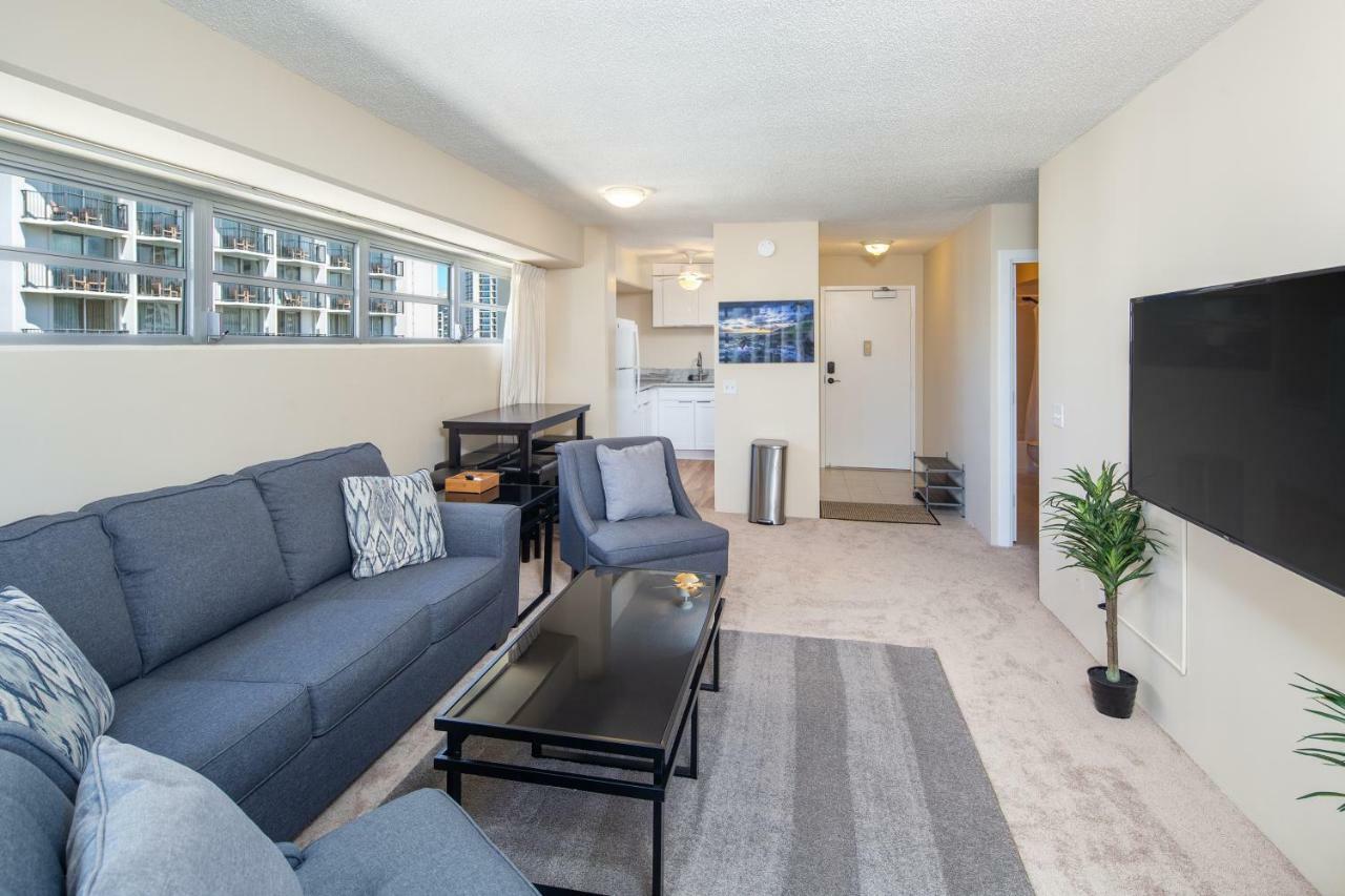 Ocean View From Lanais-2 Blocks To Waikiki Apartment *