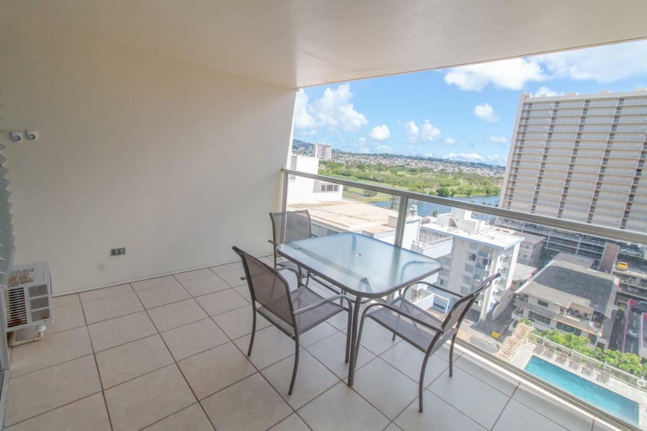 Apartment Island Colony 1415 Honolulu
