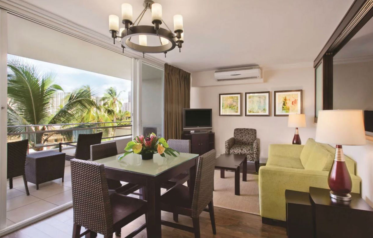 Regency On Beachwalk Waikiki By Outrigger