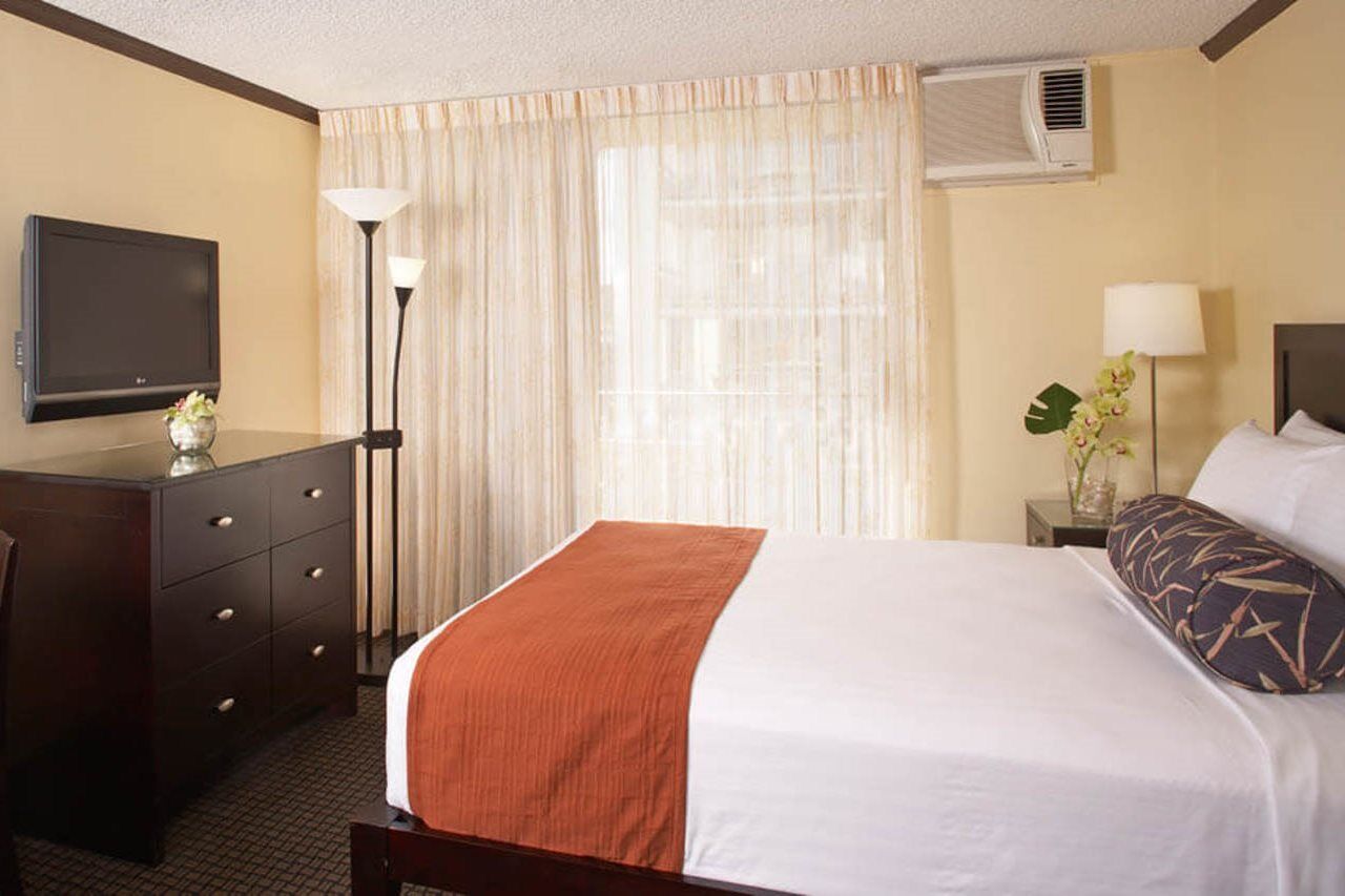 Castle Bamboo Waikiki Hotel 3*