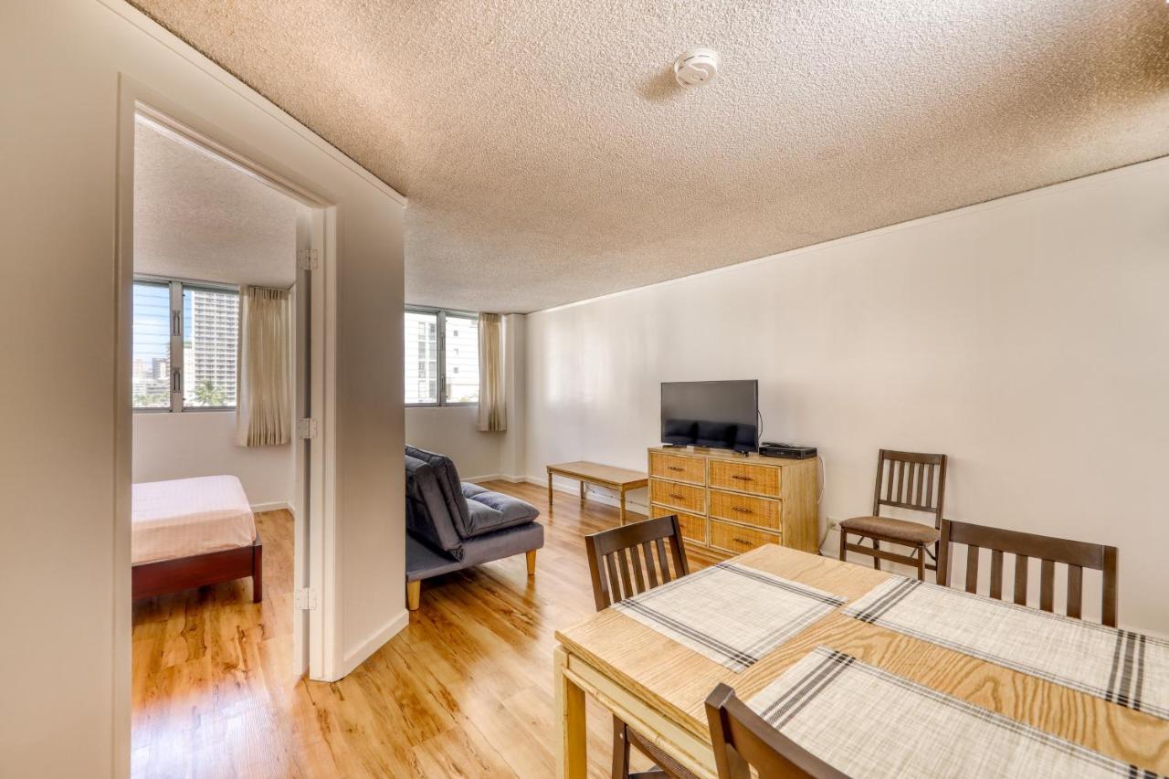 Hotel Tradewinds Plaza 801 Honolulu