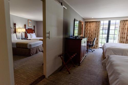 Hotel Polynesian Residences Waikiki 4*