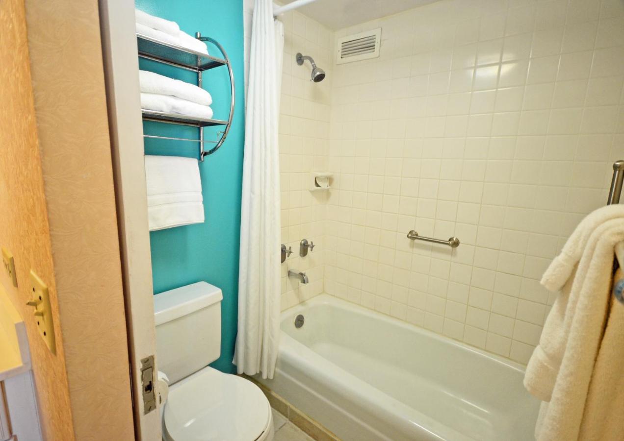 As1209 Waikiki 444 Kanekapolei St * Honolulu