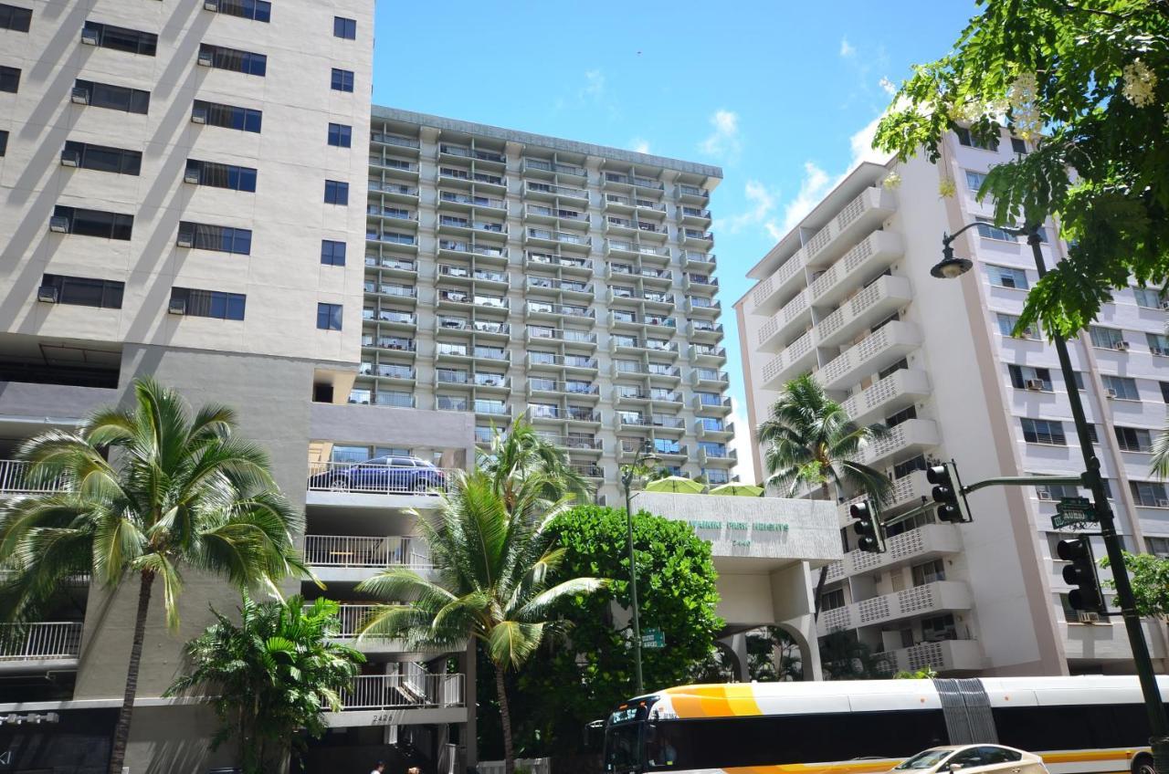 Apartment Waikiki Park Heights 1208 Sun & Fun Only 3 Minutes Away