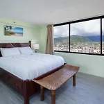 2 Bedroom Penthouse W/Ocean Views