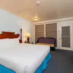 Waikiki Heritage Hotel
