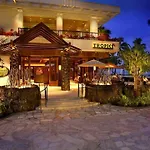 Room In Holiday House - Hgvc Hawaiian Village Resort Spa, Hot Tub, Pool