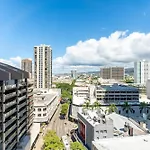 Spacious Downtown Executive Retreat - Free Parking