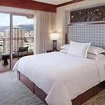 2-Bedroom Ocean Front Penthouse At Grand Waikikian - Available April 20-24, 2025