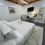 Doho Suites