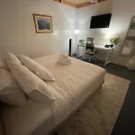Doho Suites