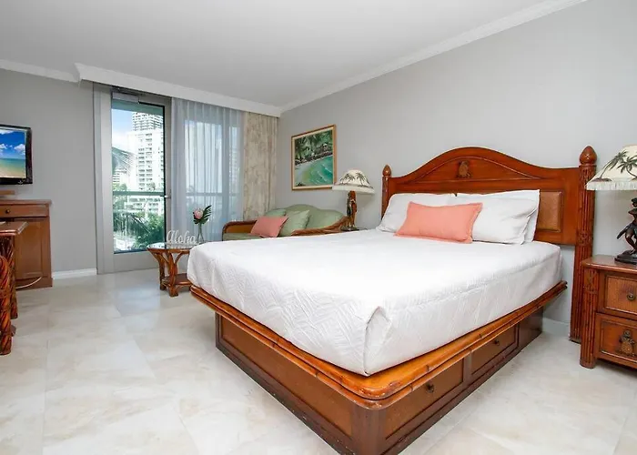 Spacious Studio Walk To Beach L219