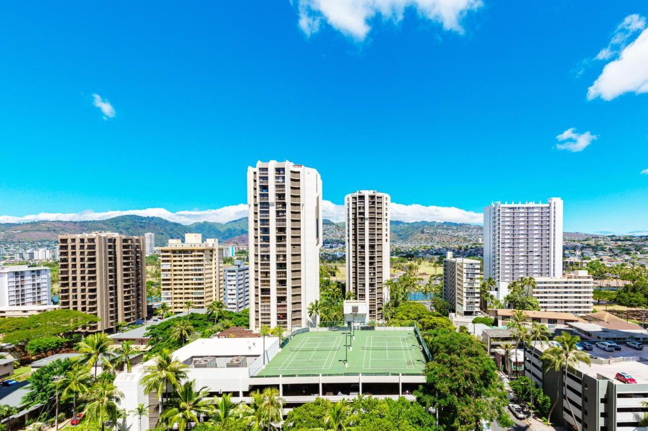 Mountain Views & Steps To - Free Parking! * Honolulu