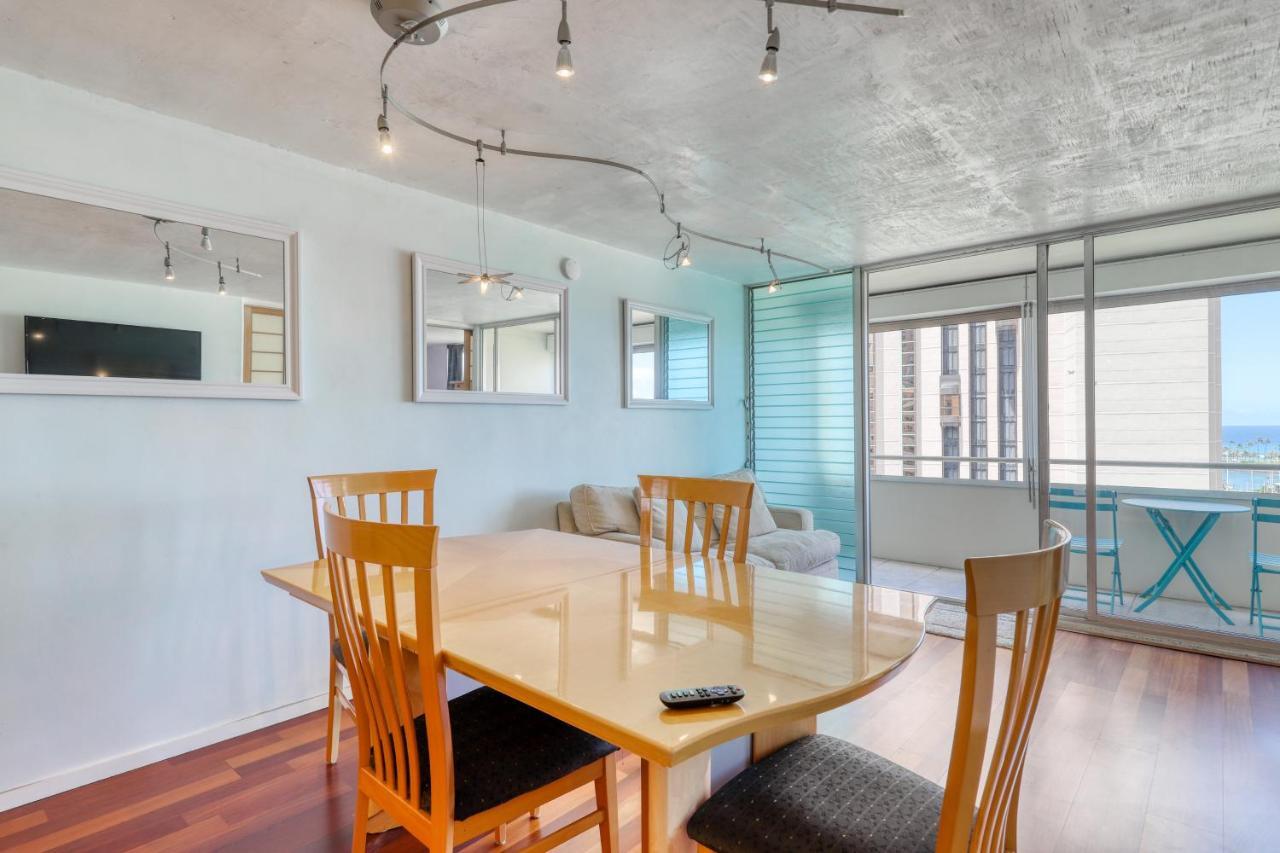 Harbor View Plaza #1203 Apartment