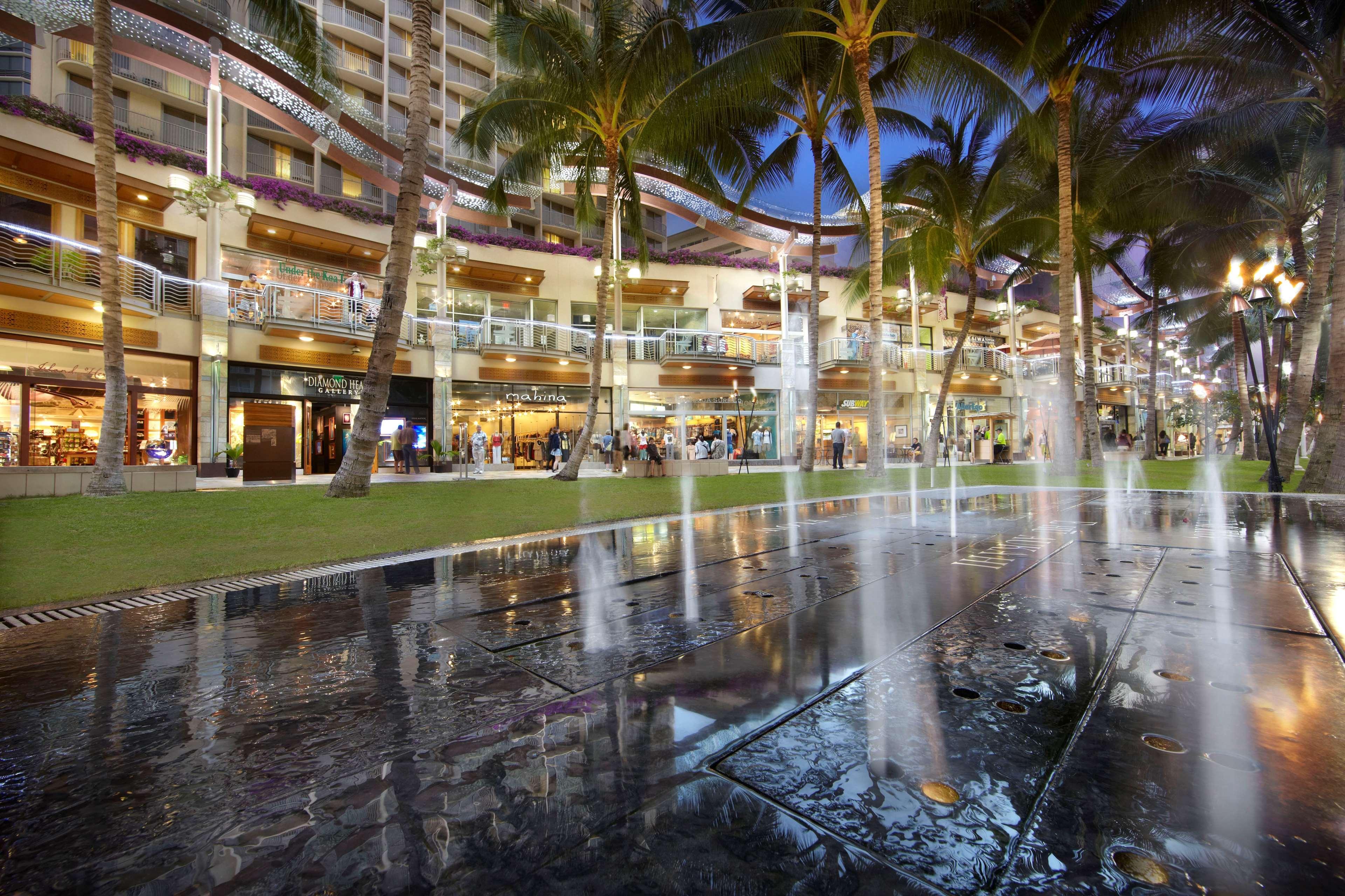 Embassy By Hilton Waikiki Walk 4*