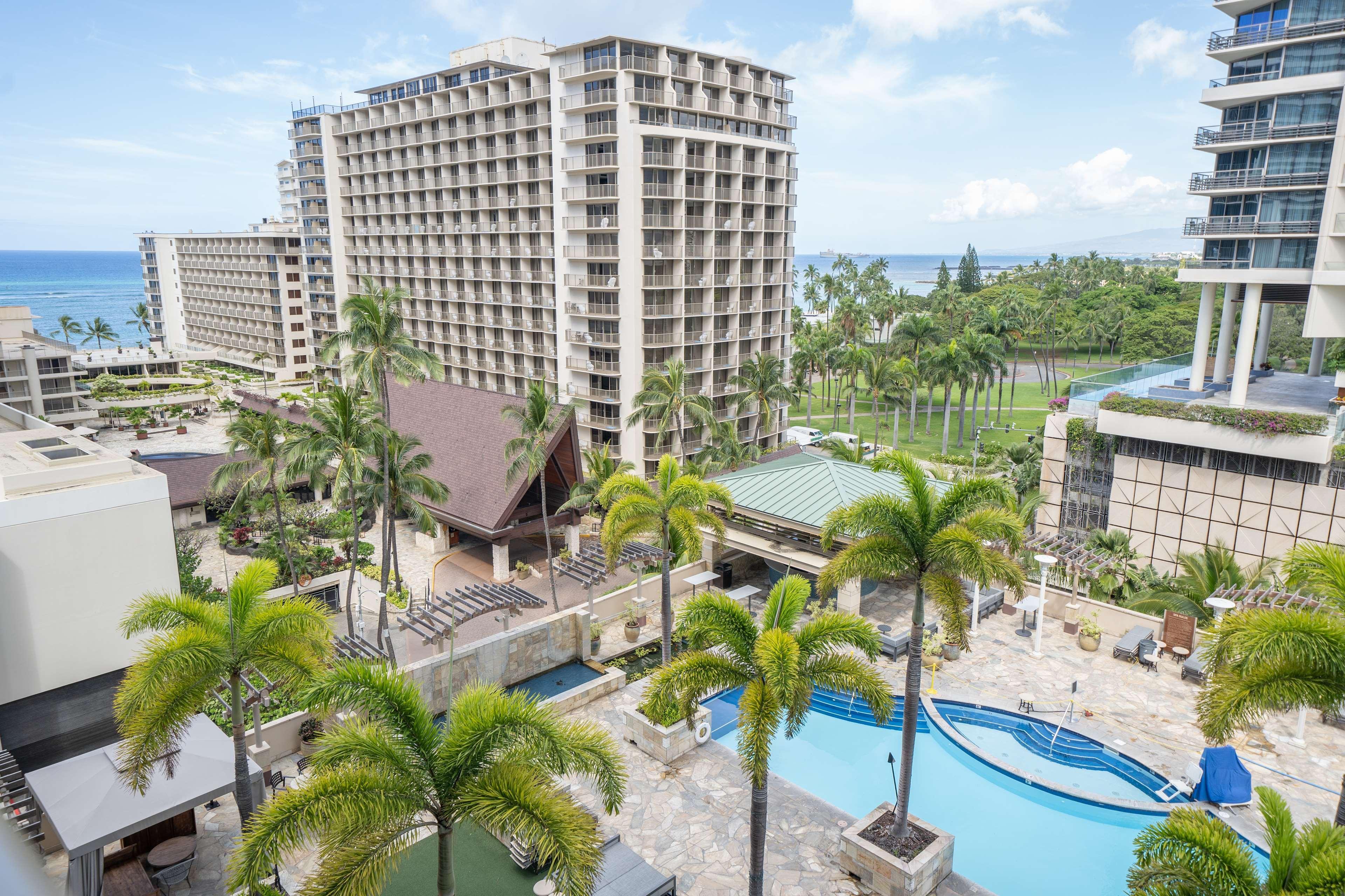 Embassy By Hilton Waikiki Walk Resort 4*