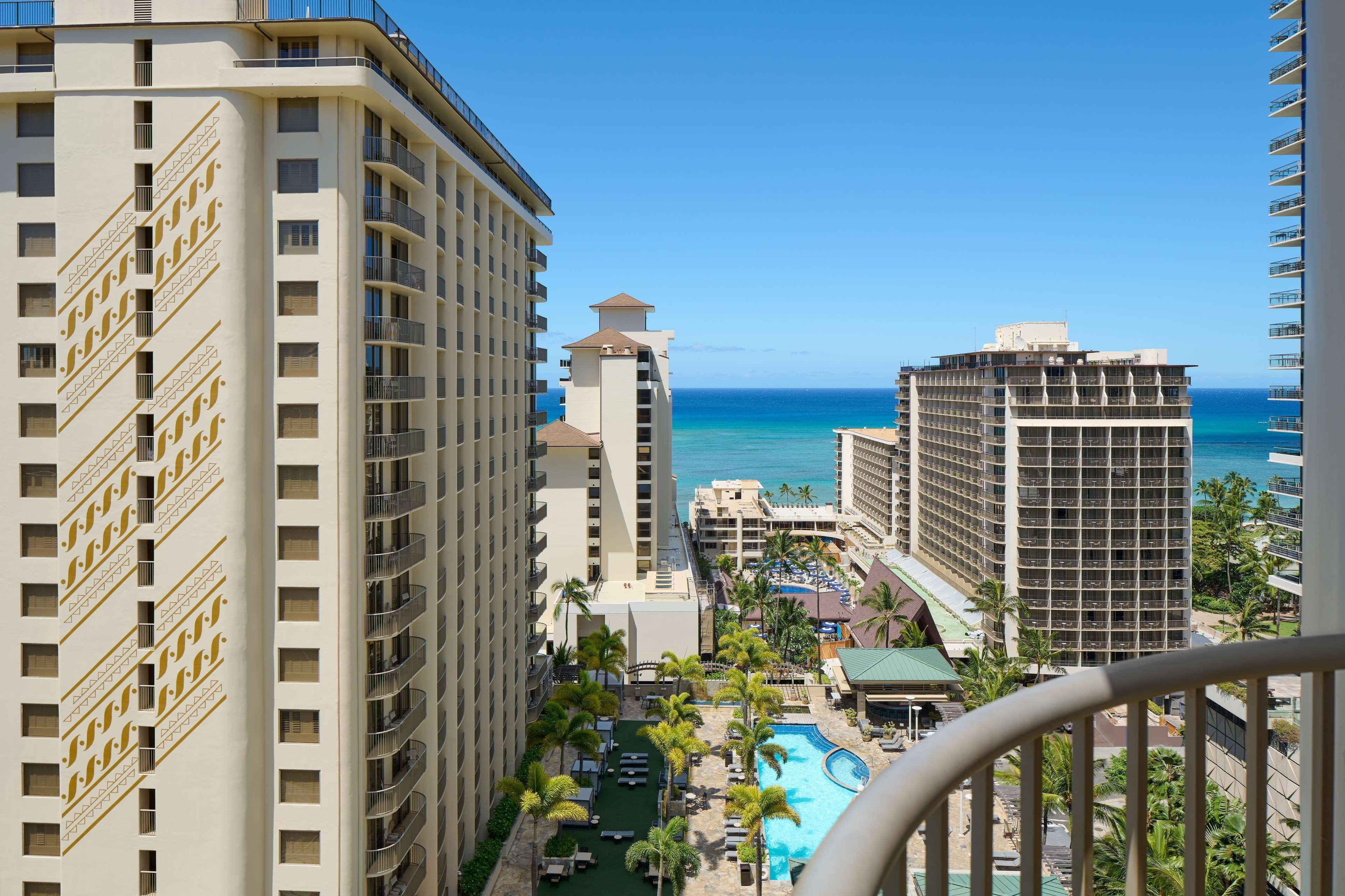 Embassy By Hilton Waikiki Walk 4* Honolulu