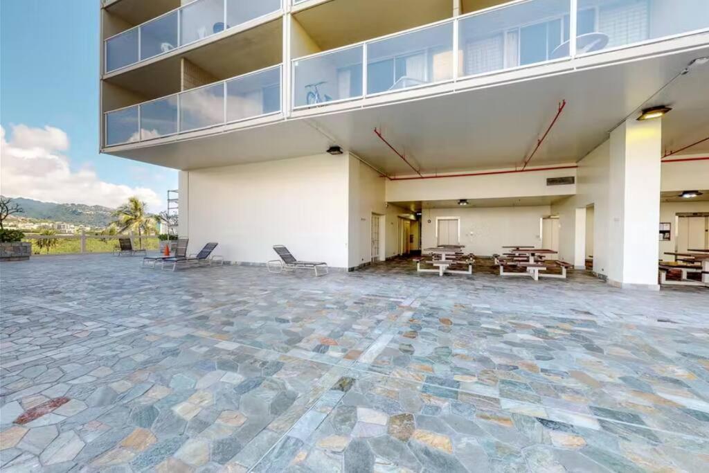 Apartment Ocean View At Island Colony 3915 By Hoc Realty Honolulu