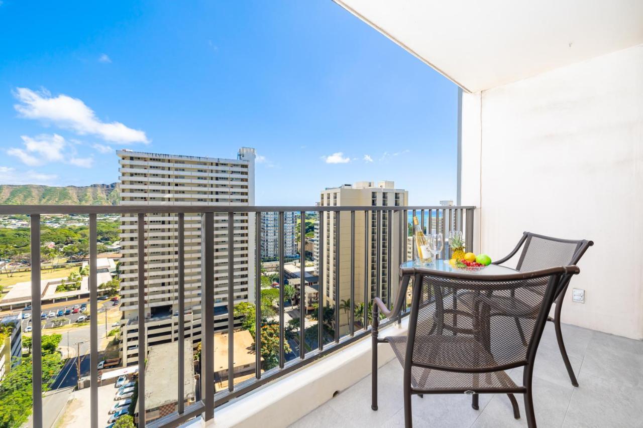 Waikiki Banyan Ocean View Oasis With Free Parking!