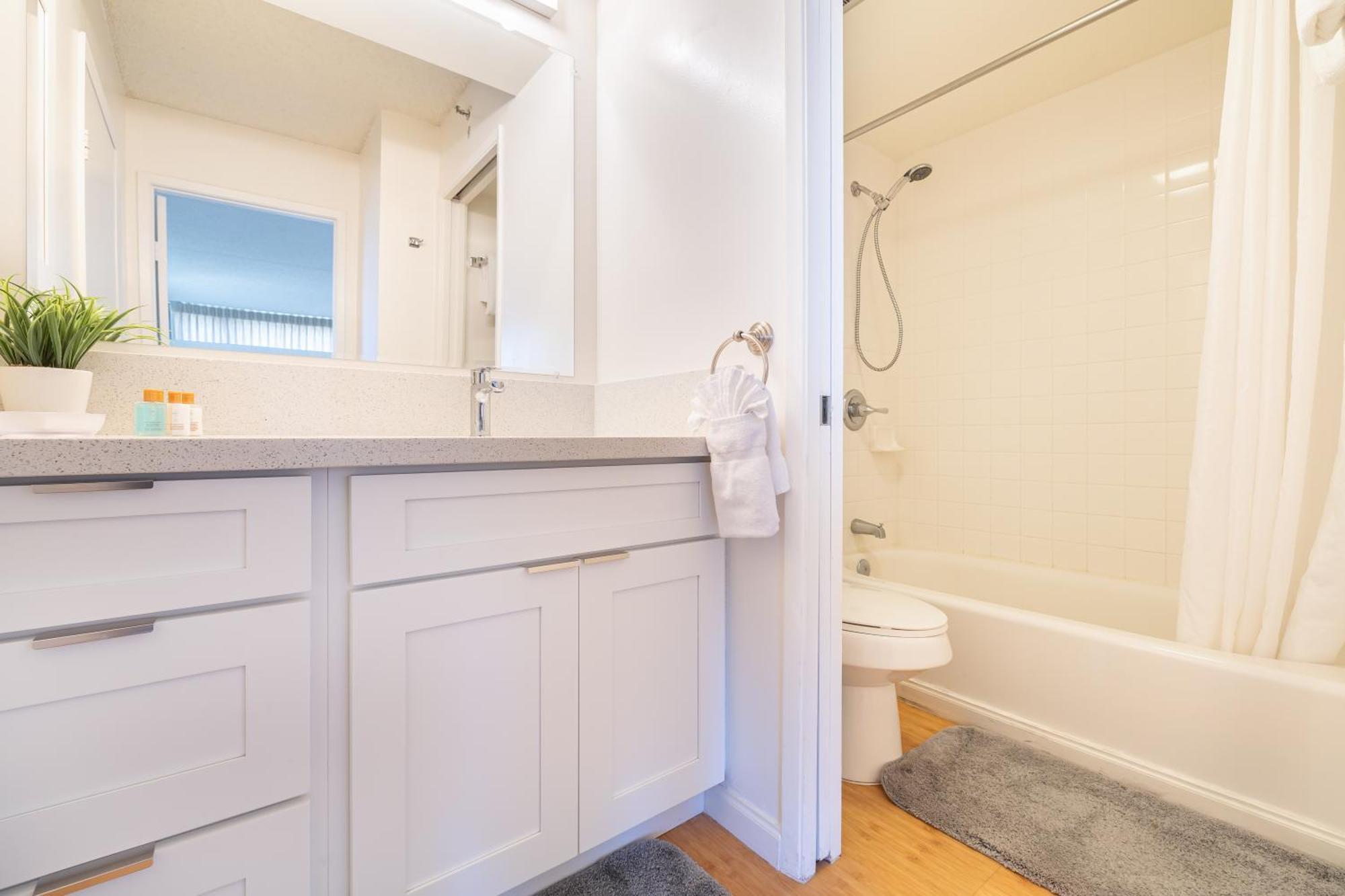 Apartment Waikiki Banyan Ocean View Oasis With Free Parking!