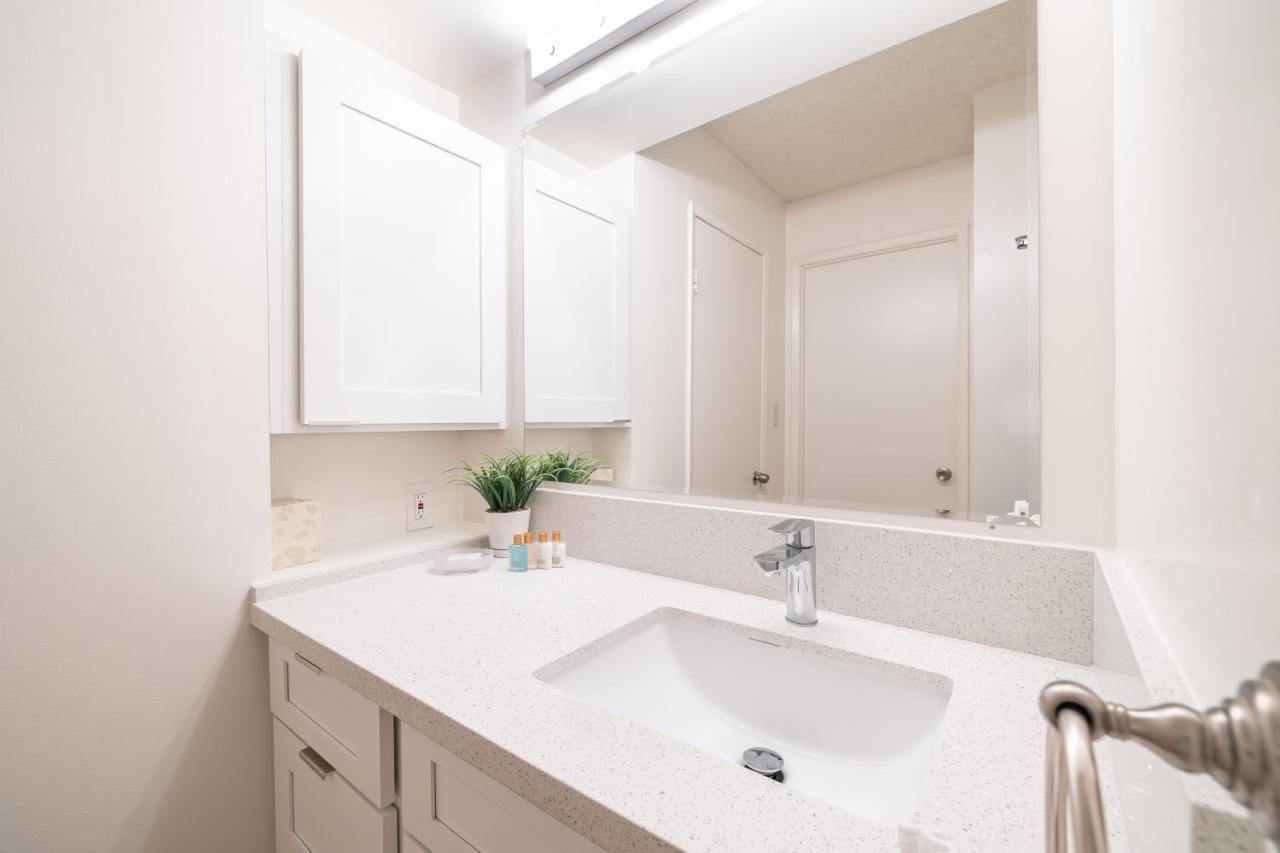 Apartment Waikiki Banyan Ocean View Oasis With Free Parking!
