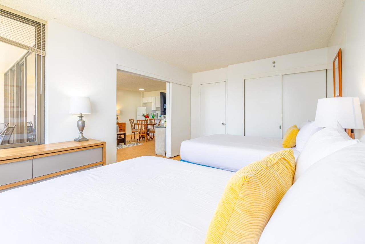 Waikiki Banyan Ocean View Oasis With Free Parking!