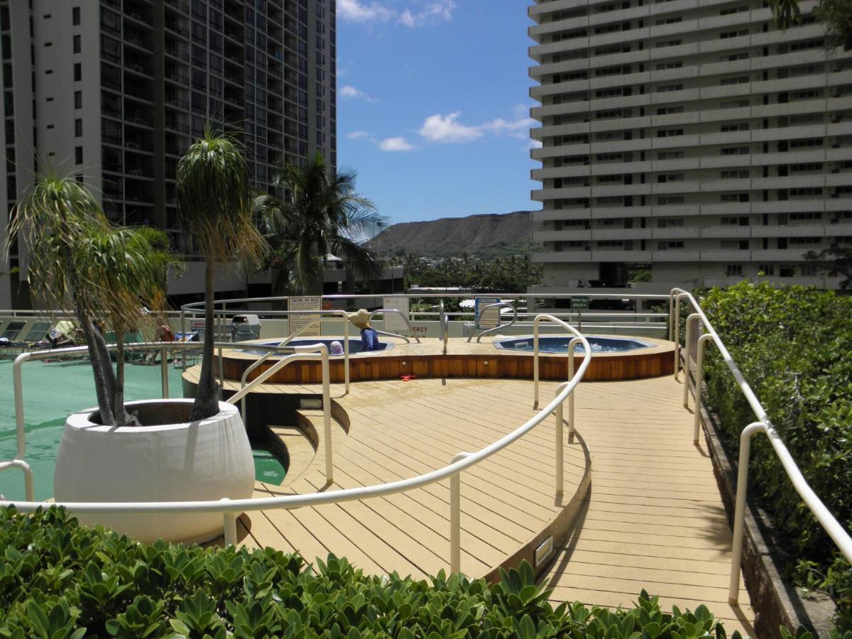 Apartment Waikiki Banyan Ocean View Oasis With Free Parking! *