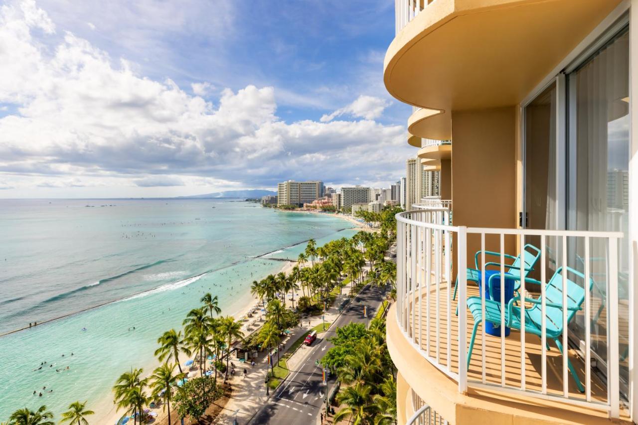 The Twin Fin Hotel 4*