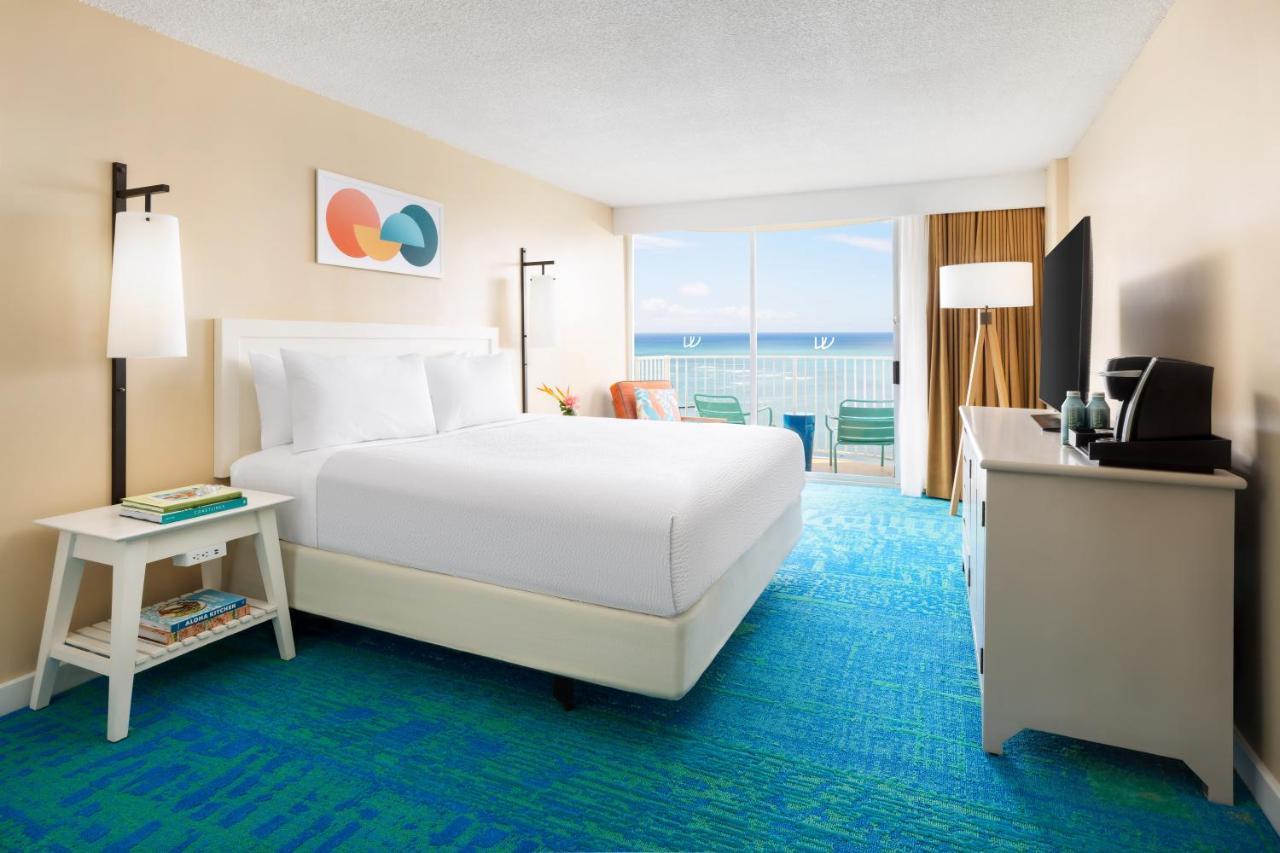 The Twin Fin Hotel 4*