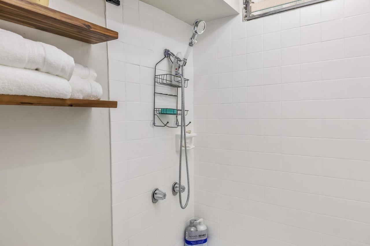 Bright & Cozy Unit With Balcony! Aparthotel Honolulu