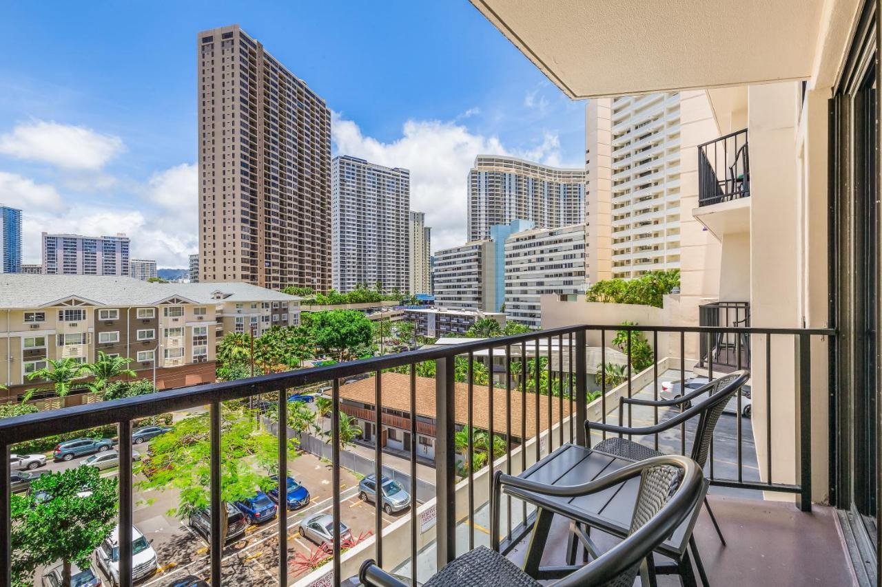 Castle At Palms At Waikiki Honolulu