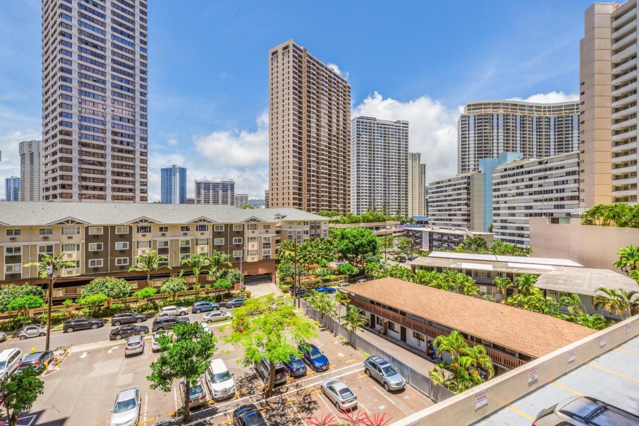 Hotel Castle At Palms At Waikiki
