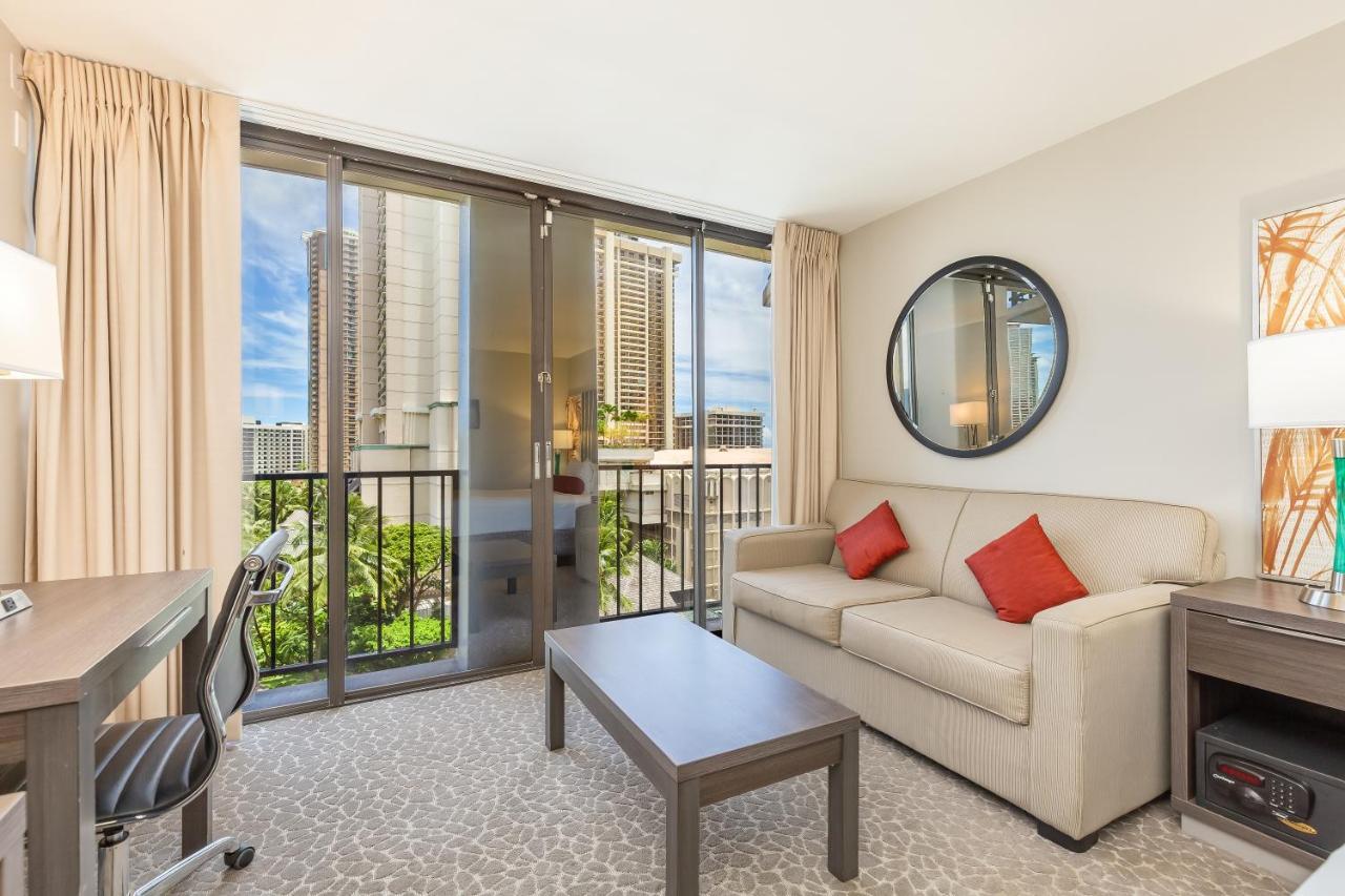 Hotel Castle At Palms At Waikiki