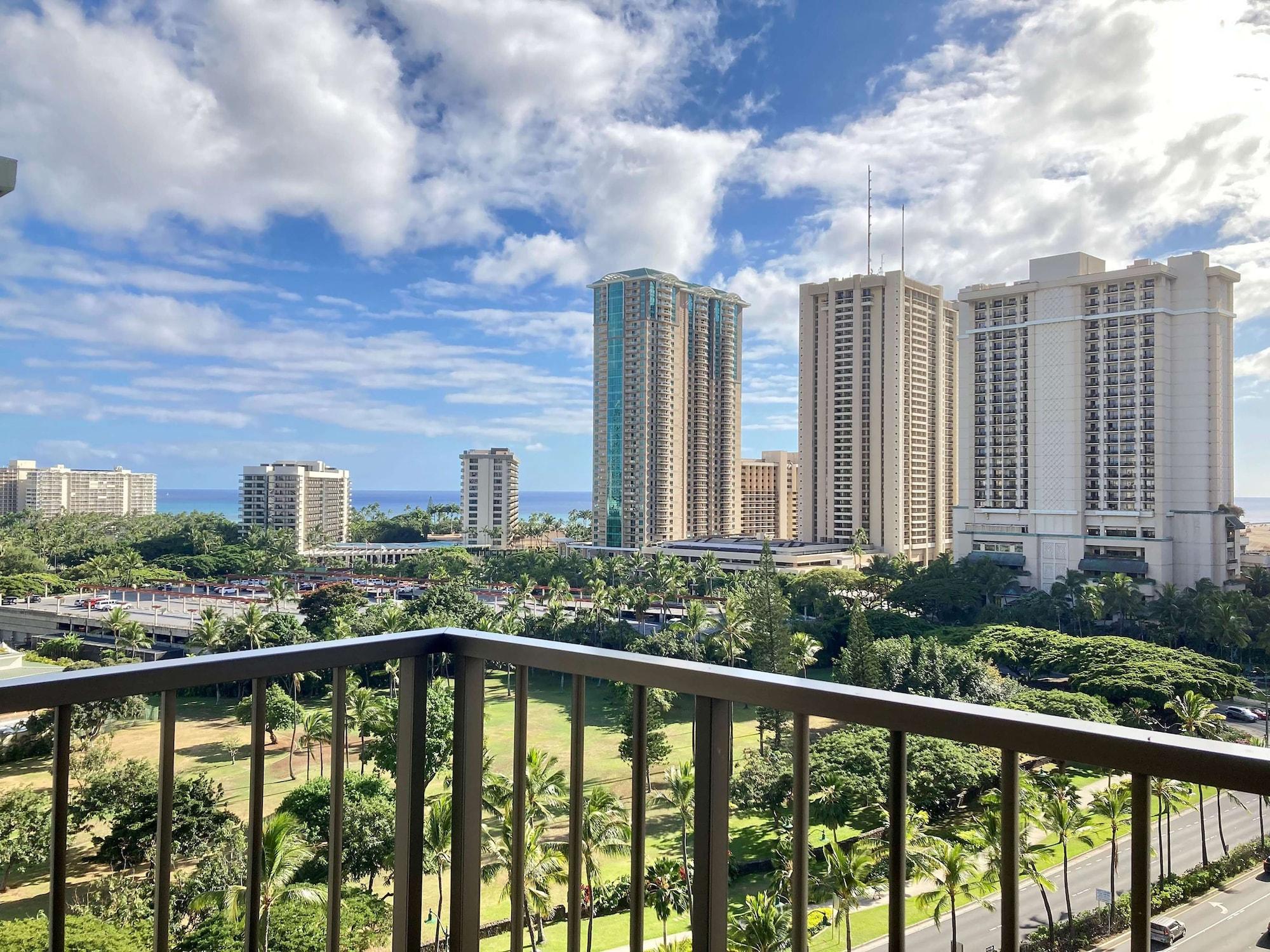 Doubletree By Hilton Alana - Waikiki 4*