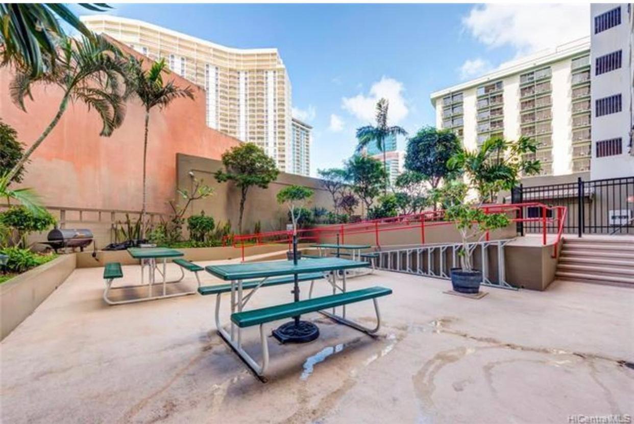 Relaxing Ocean View Boutique - 20f Honolulu