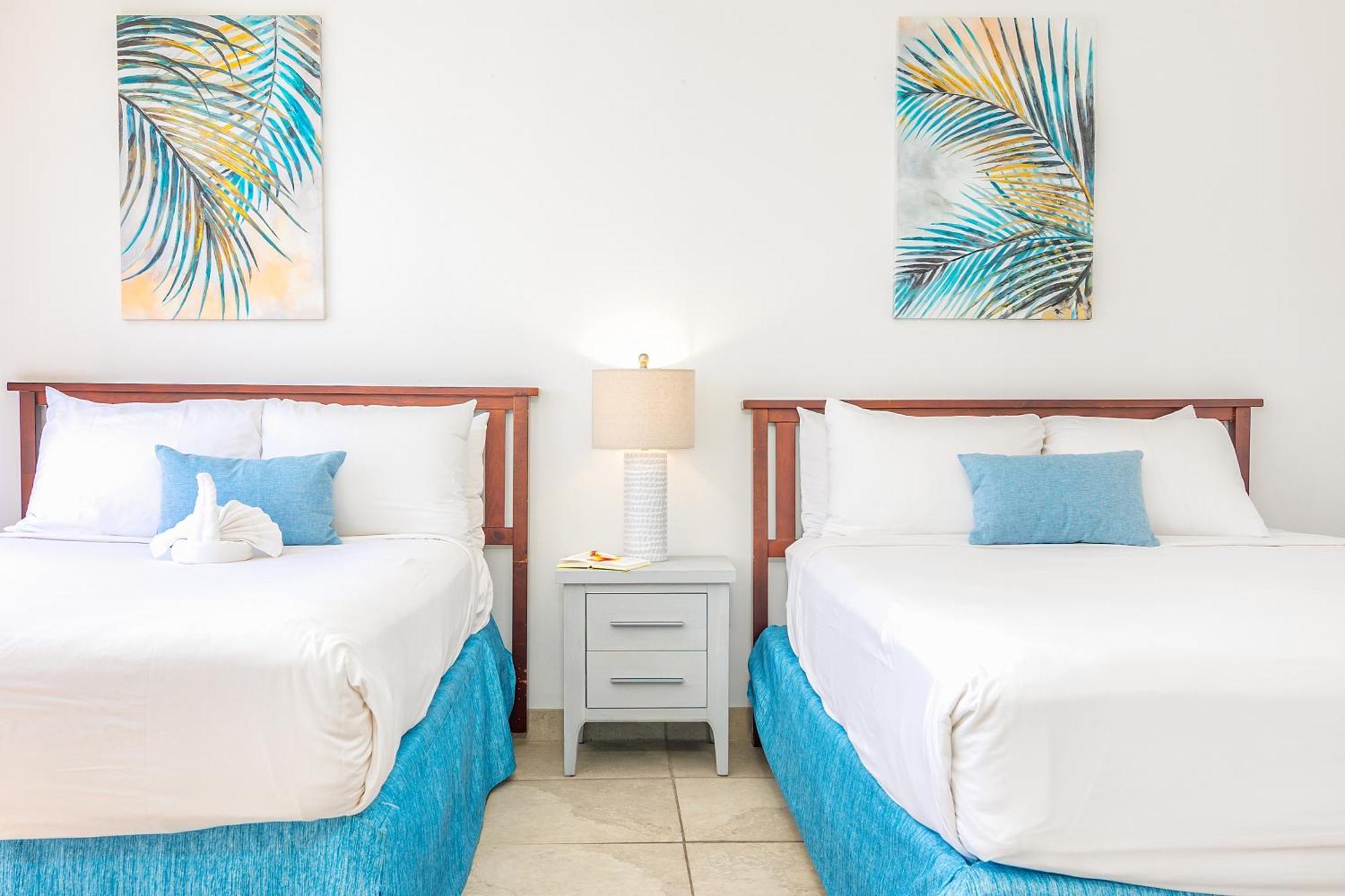 Diamond Head View Condo, Steps To & Free Parking! Honolulu