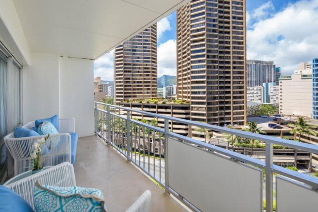 Aparthotel Ilikai's Front Executive Honolulu