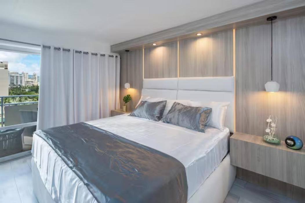 Ilikai's Front Executive Aparthotel *
