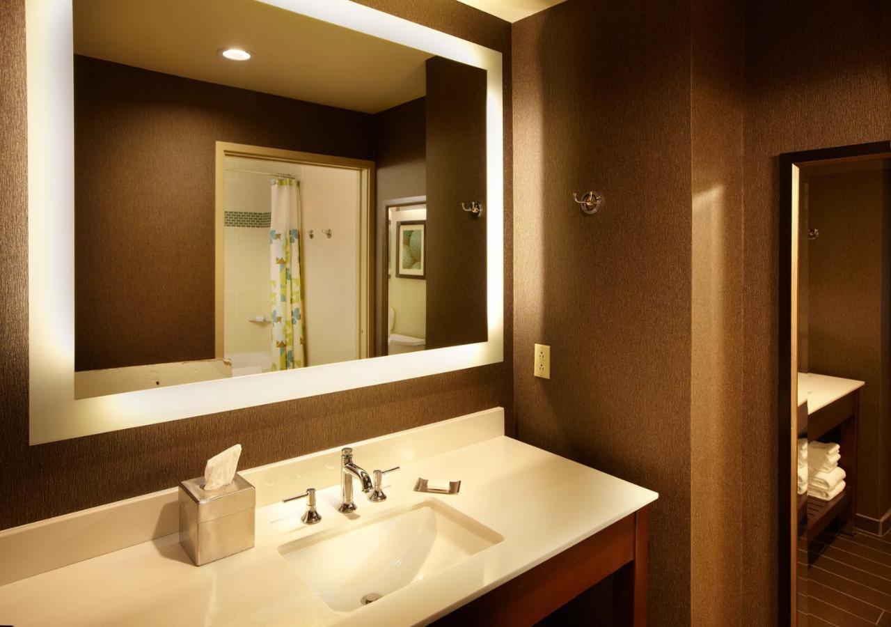 Doubletree By Hilton Alana - Waikiki Honolulu