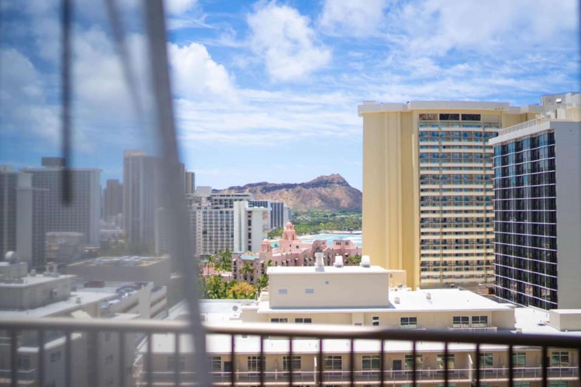 Embassy By Hilton Waikiki Walk Resort