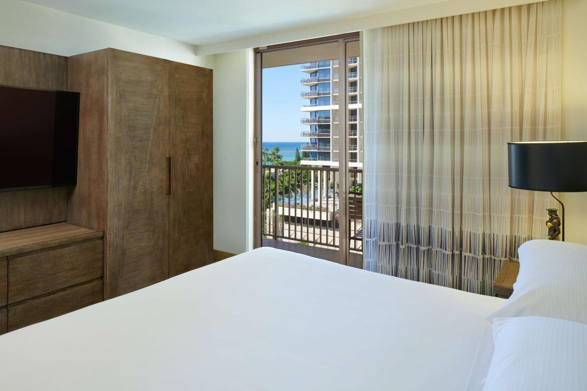 Resort Embassy By Hilton Waikiki Walk 4*