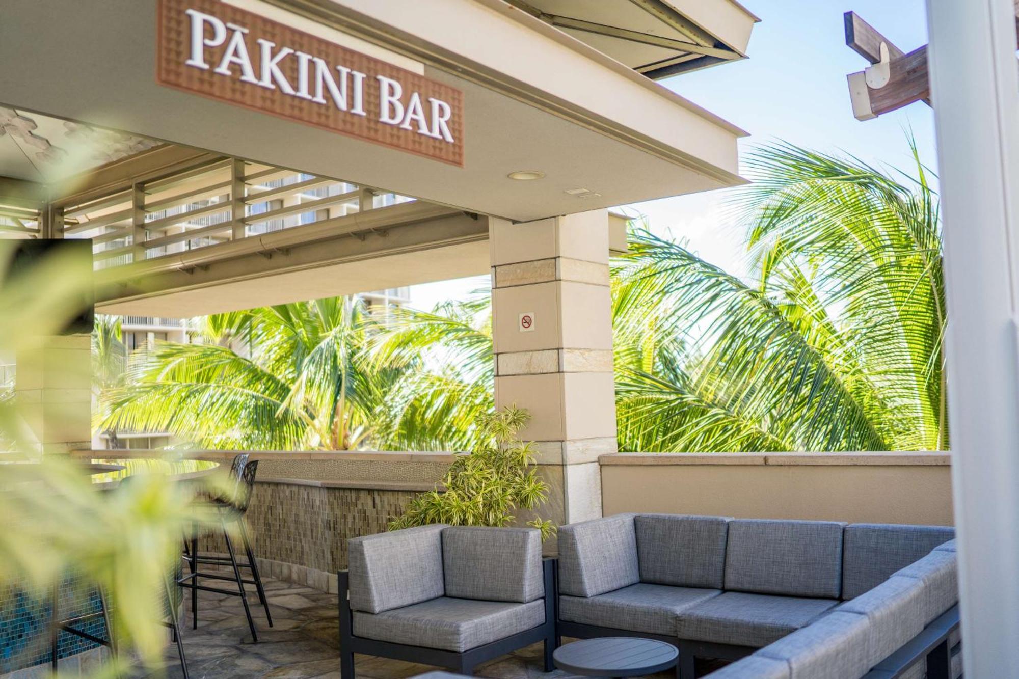 Resort Embassy By Hilton Waikiki Walk