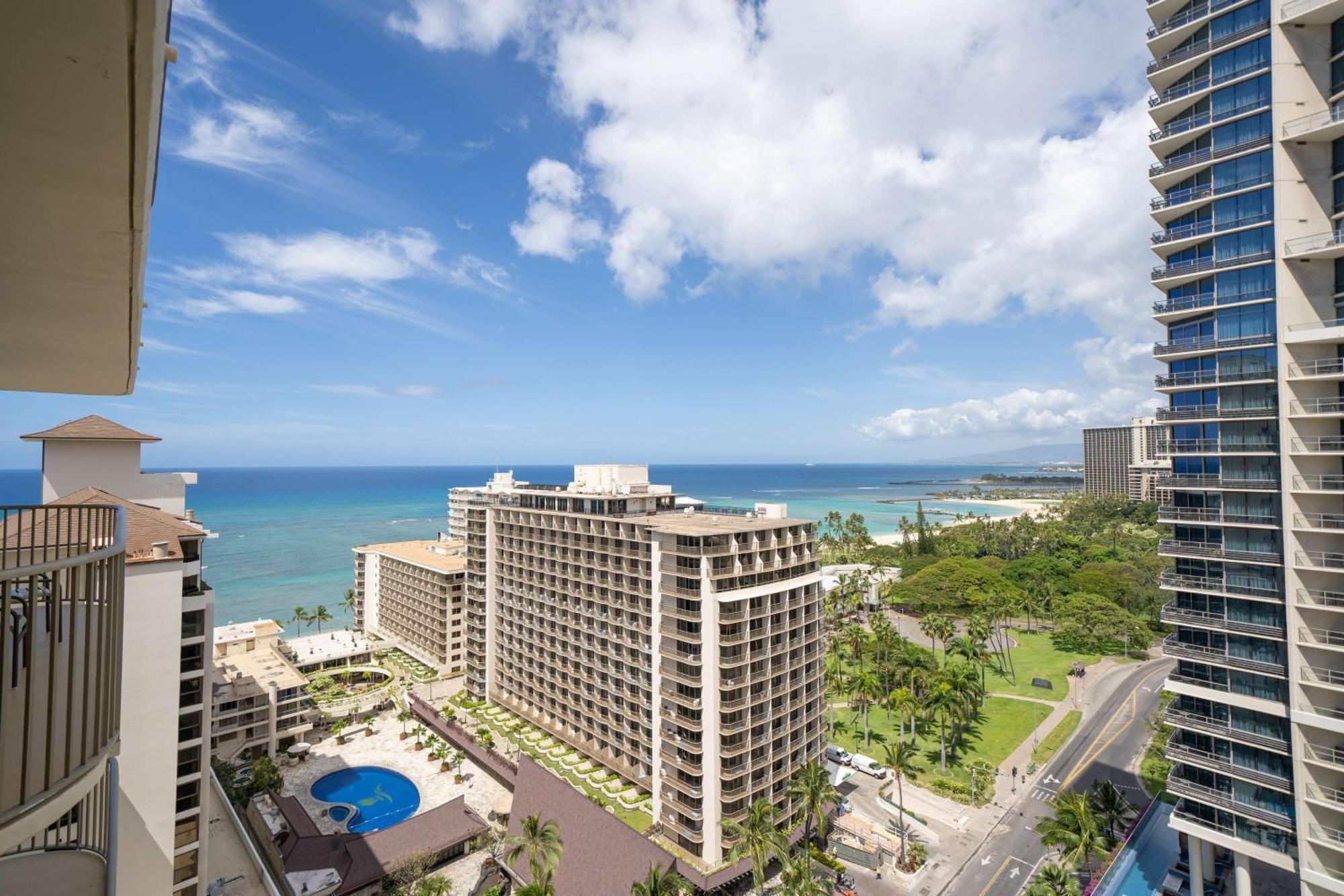 Embassy By Hilton Waikiki Walk