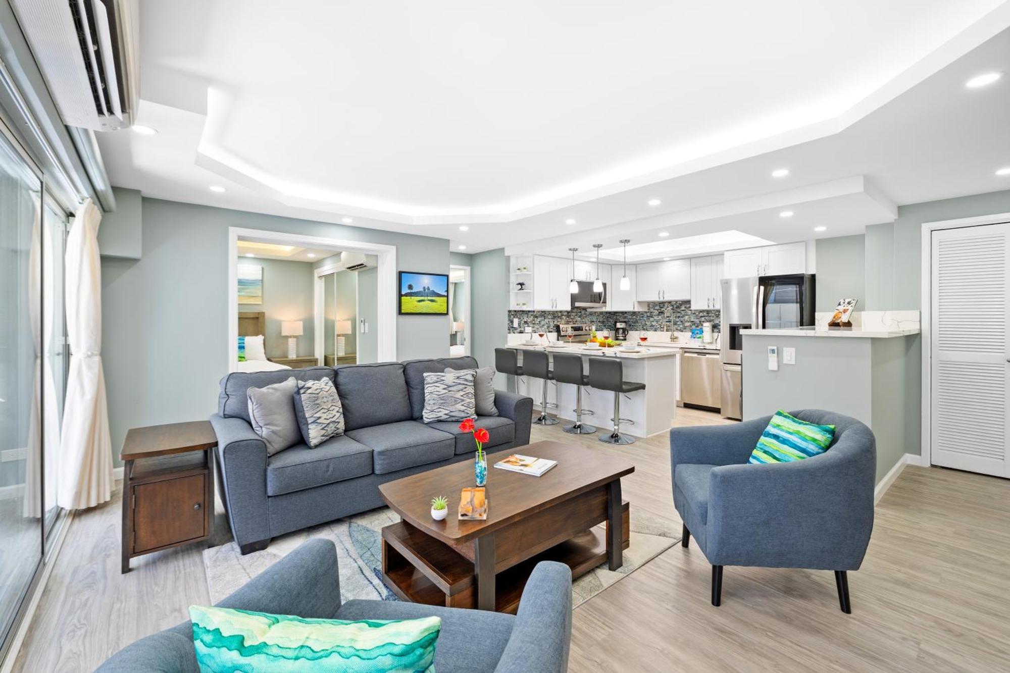 Fully Renovated 2br And 2ba Near Waikiki With Parking Honolulu