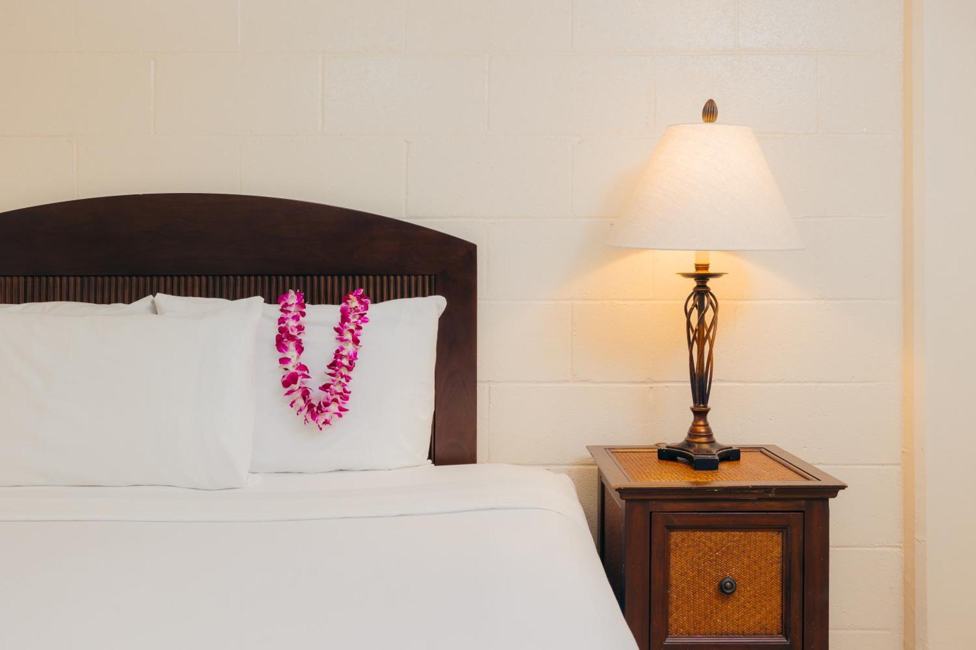Hotel Waikiki Heritage 2*