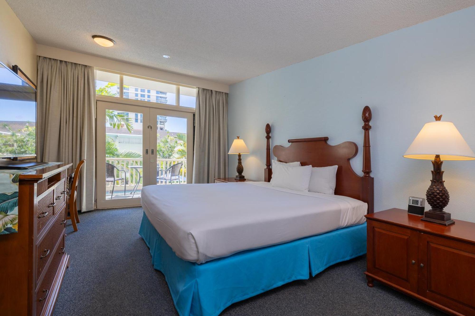 Hotel Waikiki Heritage 2*