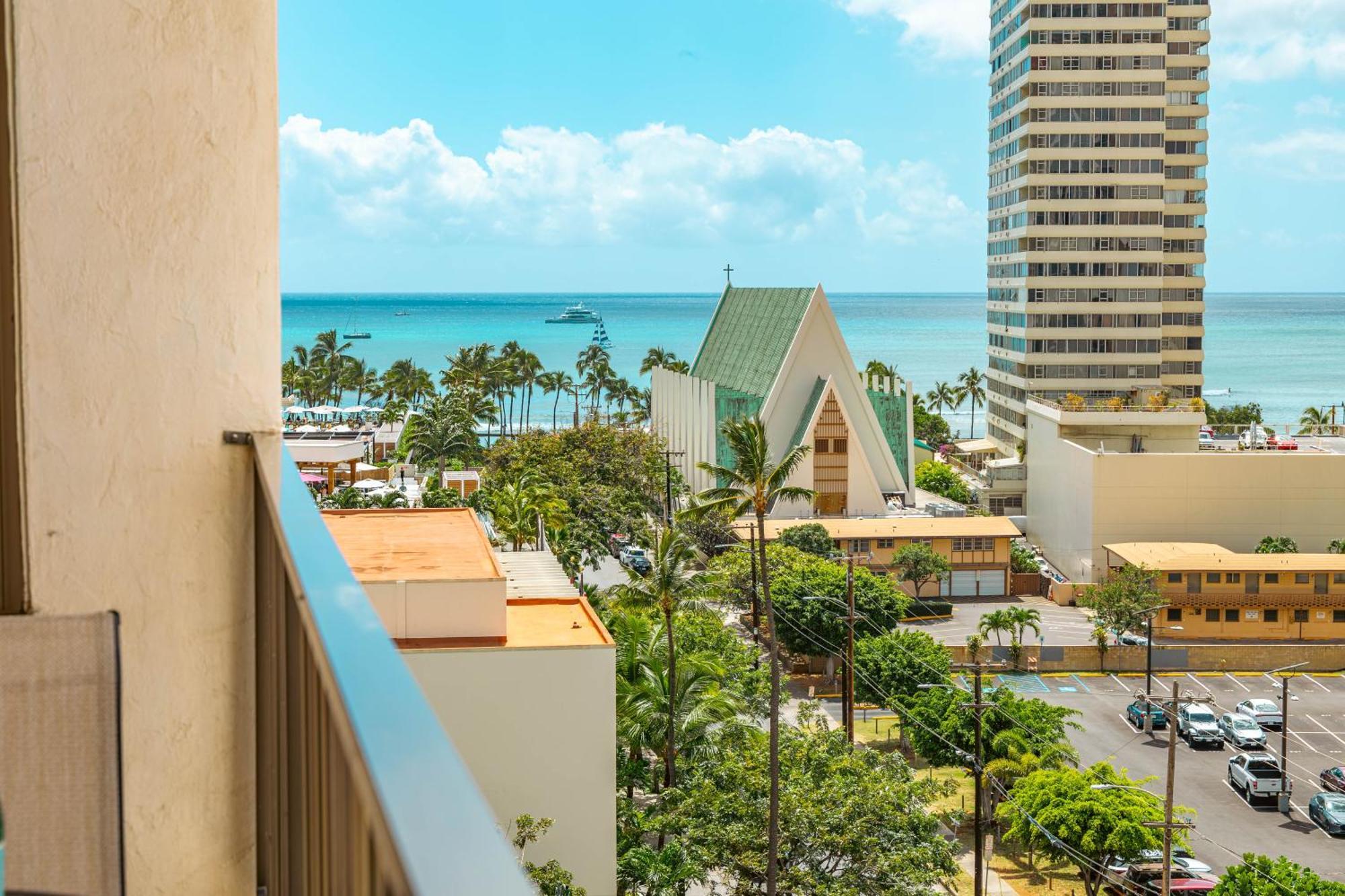 Waikiki Banyan Cozy - Ocean View With Free Parking! * Honolulu