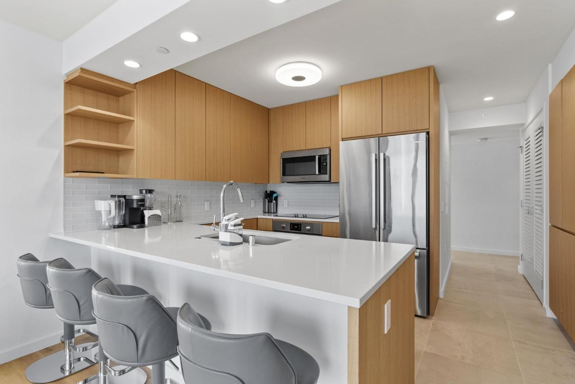 Sky Ala Moana 3509 Apartment